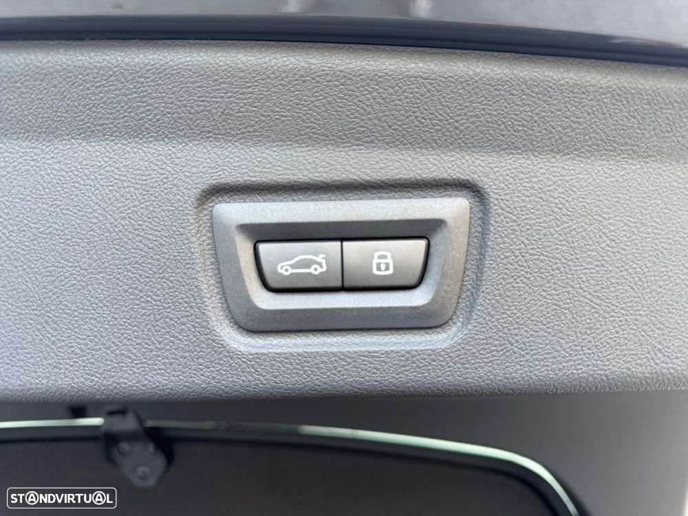 BMW i4 eDrive40 Pack Desportivo M Pro - 19