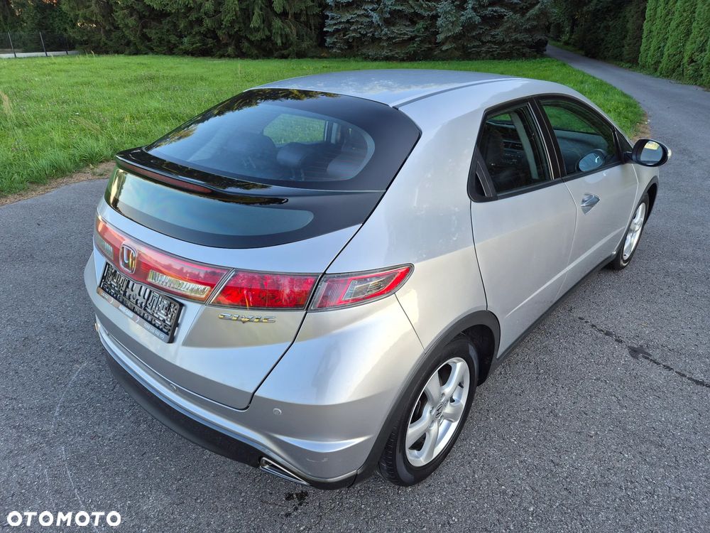 Honda Civic 1.4 i-VTEC Comfort - 19