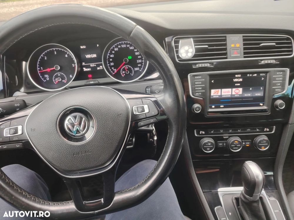 Volkswagen Golf 2.0 TDI BlueMotion Technology DSG Allstar - 9