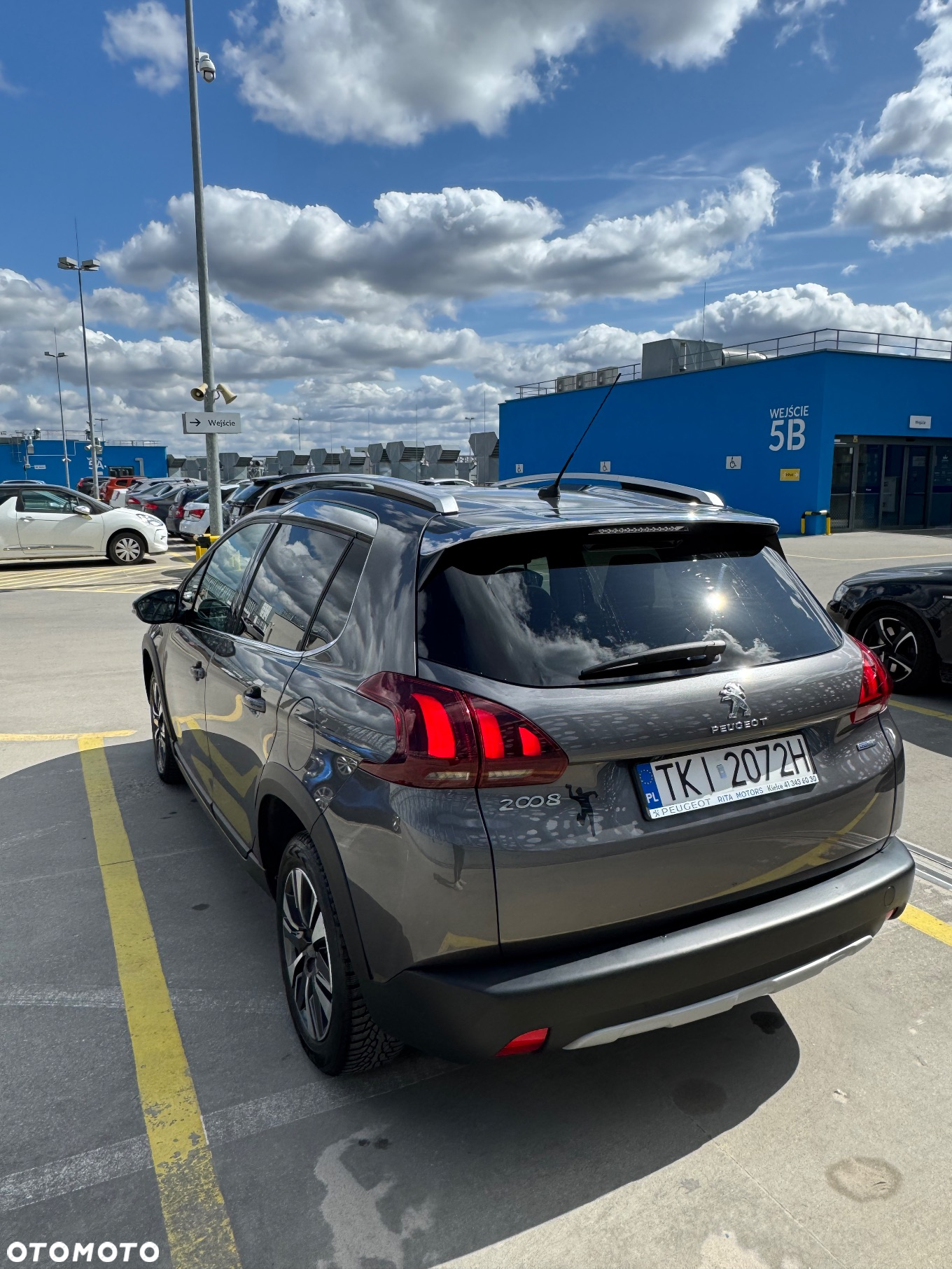 Peugeot 2008 1.2 Pure Tech GPF Allure S&S - 13