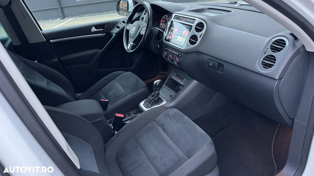 Volkswagen Tiguan 2.0 TDI SCR 4MOTION BlueMotion Technology DSG Sport & Style - 9