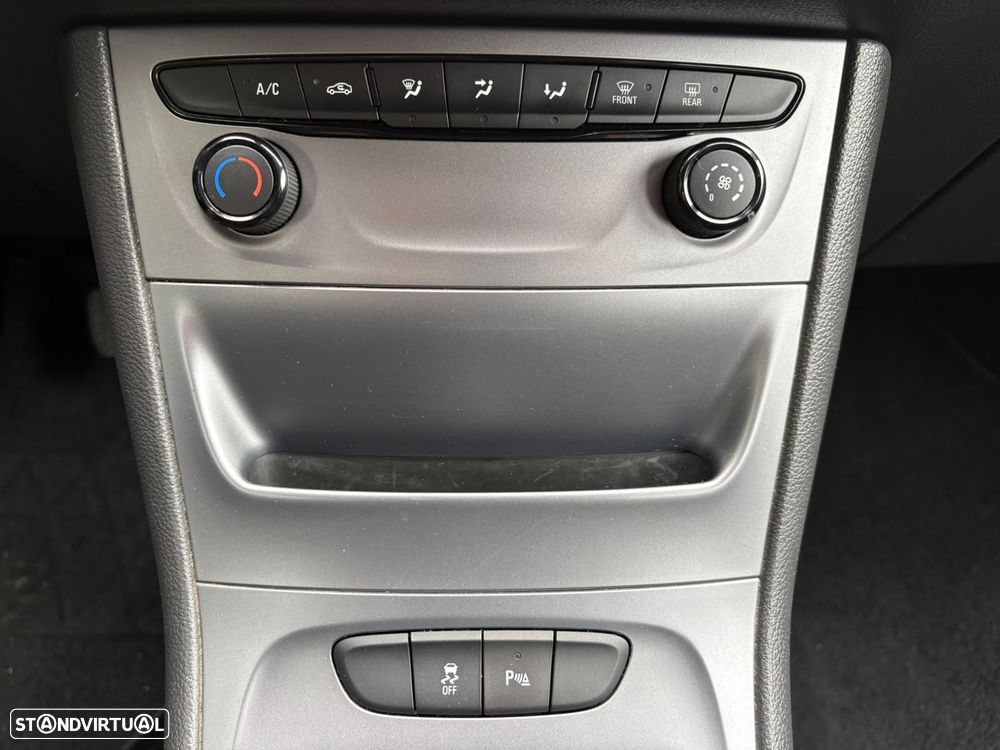 Opel Astra - 16