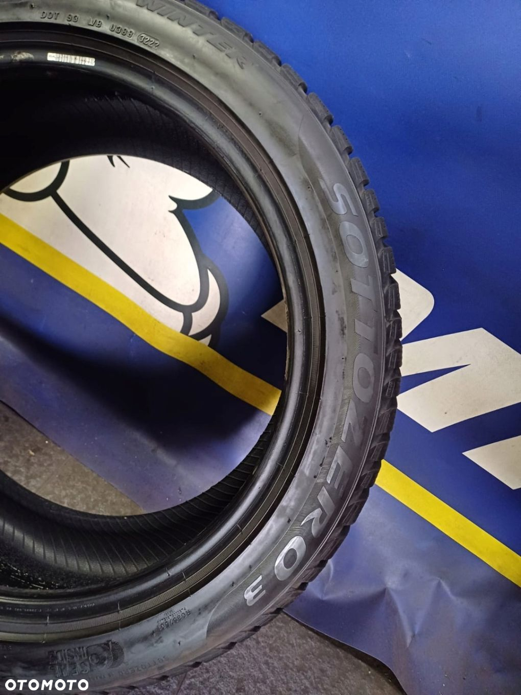PIRELLI WINTER SOTTOZERO 3 235/45 R18 94V - 4