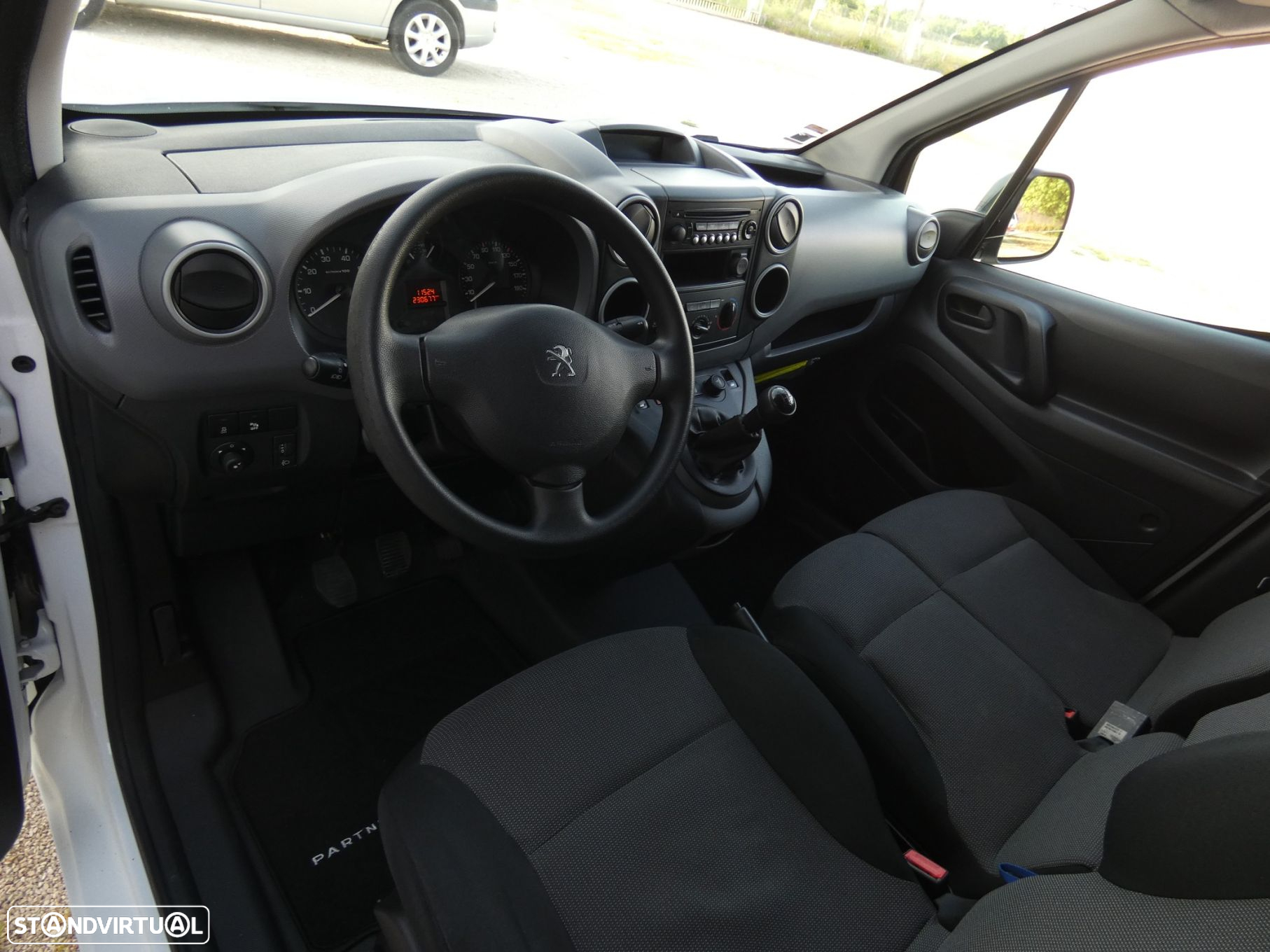 Peugeot Partner 1.6 BlueHDi L1 Premium 3L - 18