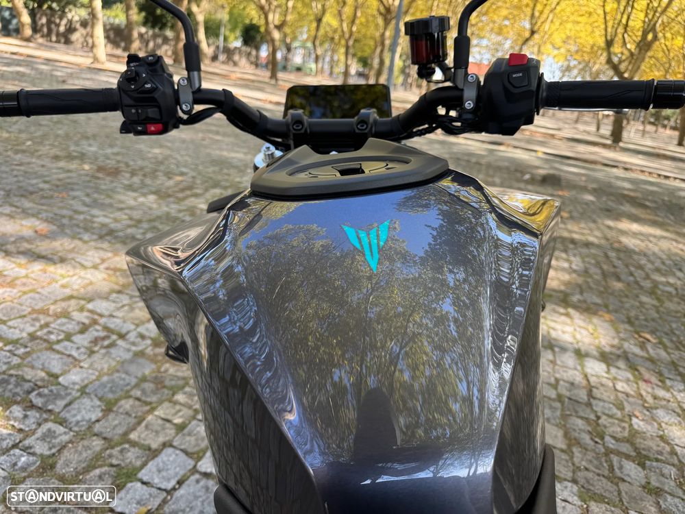 Yamaha MT-09 Y-AMT - 10