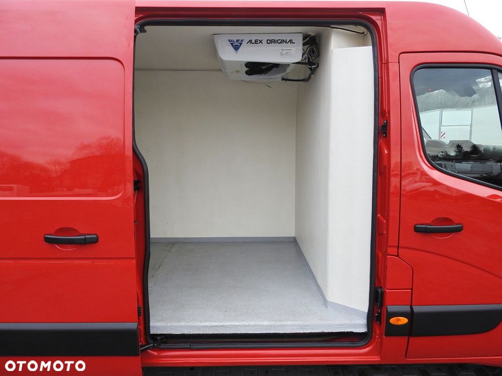 Renault MASTER FURGON CHŁODNIA  1*C TEMPOMAT KLIMATYZACJA LEDY  135KM - 30