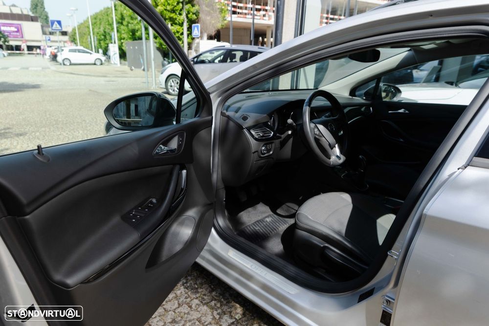 Opel Astra Sports Tourer 1.5 D Design & Tech S/S - 10