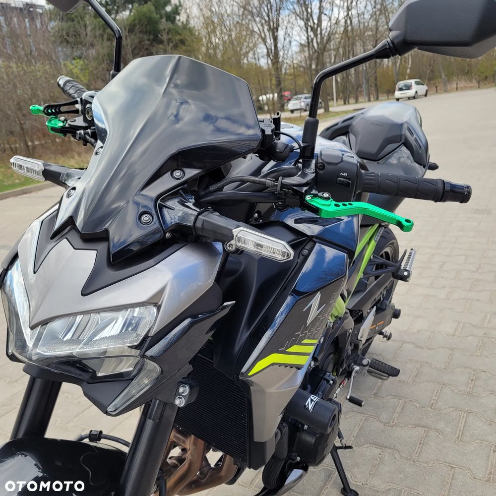 Kawasaki Z 900 - 16