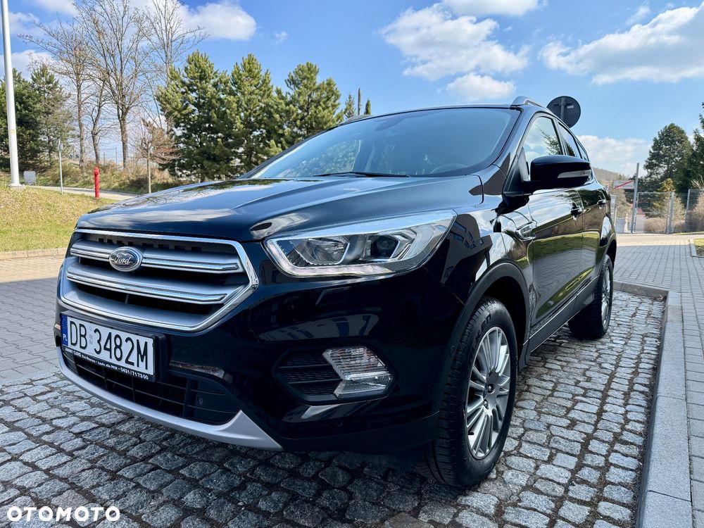 Ford Kuga 1.5 EcoBoost 2x4 Titanium - 1