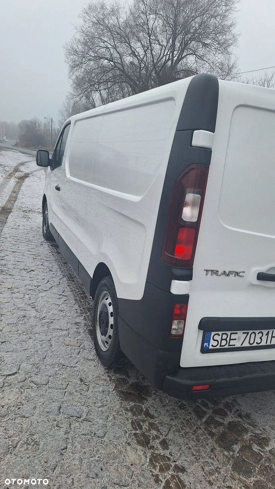 Renault Trafic - 13
