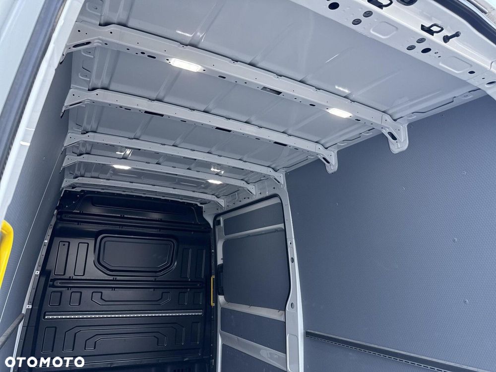 Volkswagen Crafter 35 TDI - 22