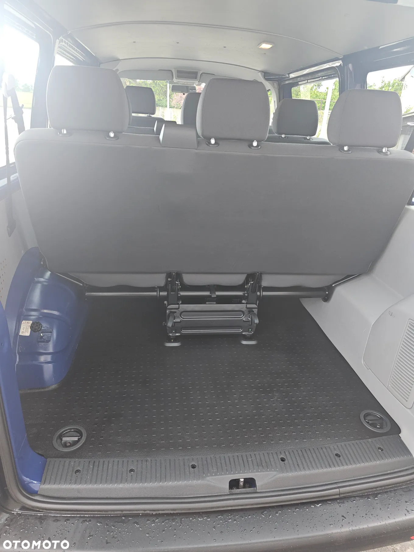 Volkswagen Transporter - 8