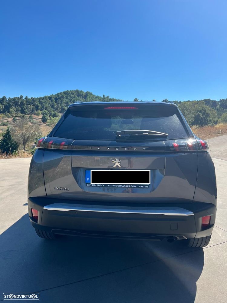 Peugeot 2008 1.2 PureTech Allure - 4
