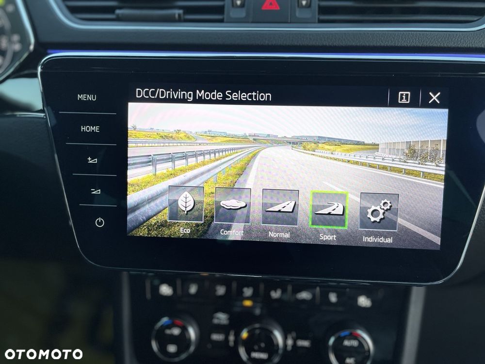 Skoda Superb 2.0 TDI SCR L&K DSG - 30