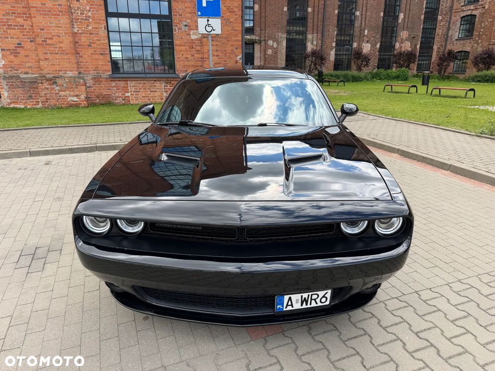 Dodge Challenger - 31