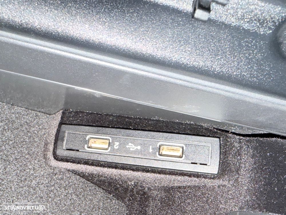 Mercedes-Benz E 220 CDi Avantgarde BE Auto.140g - 24