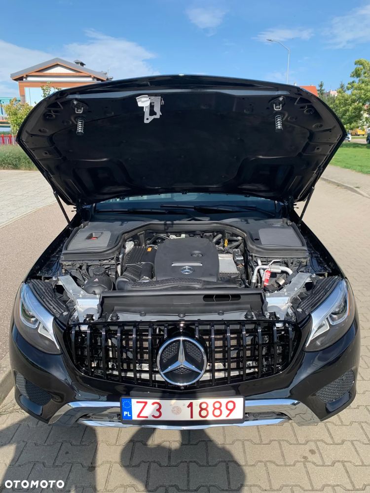 Mercedes-Benz GLC 300 4Matic 9G-TRONIC - 22