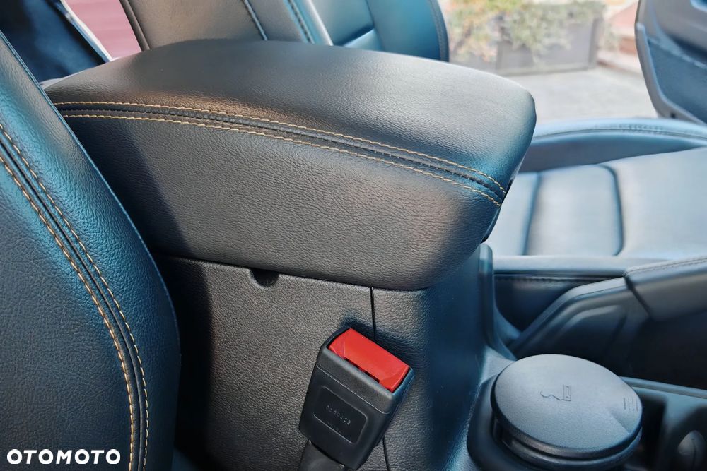 Jeep Wrangler Unlimited GME 2.0 Turbo Sahara - 25