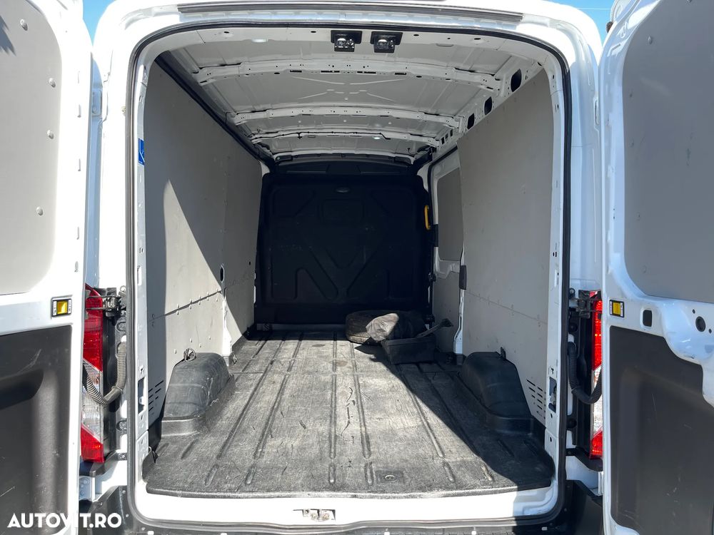 Ford Transit - 10