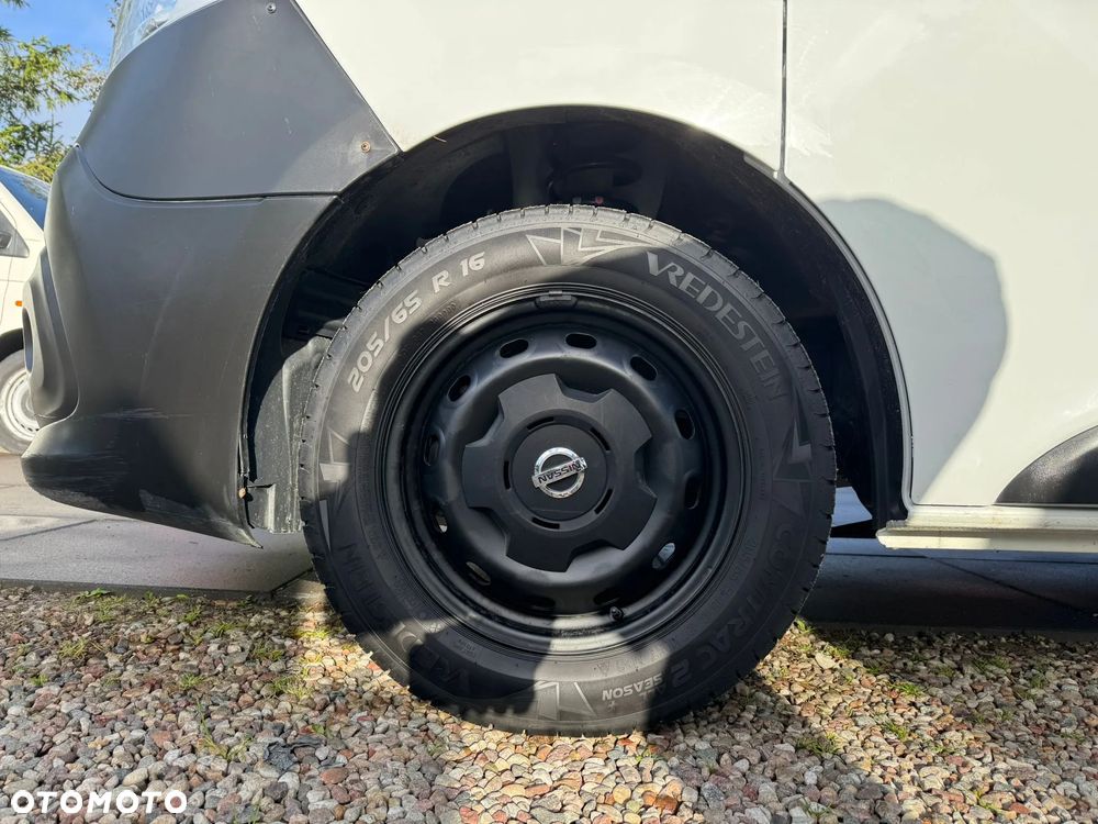 Nissan NV300 LONG BIAŁY - 22