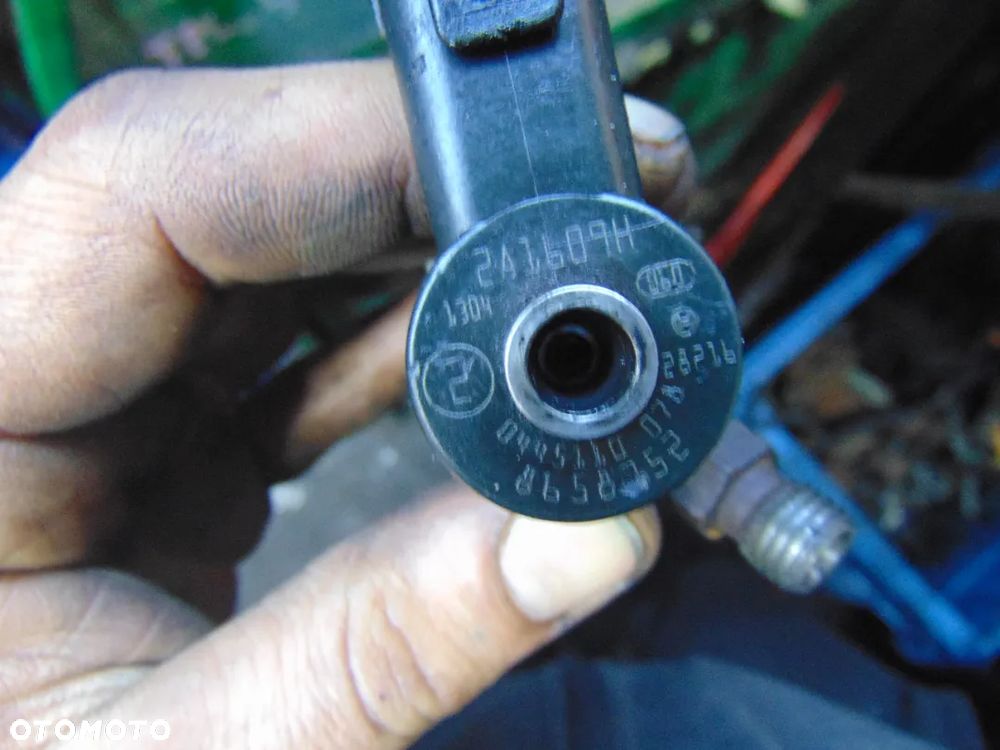 Wtryskiwacze Volvo 2,4 TD D5 v70 s80 - 4