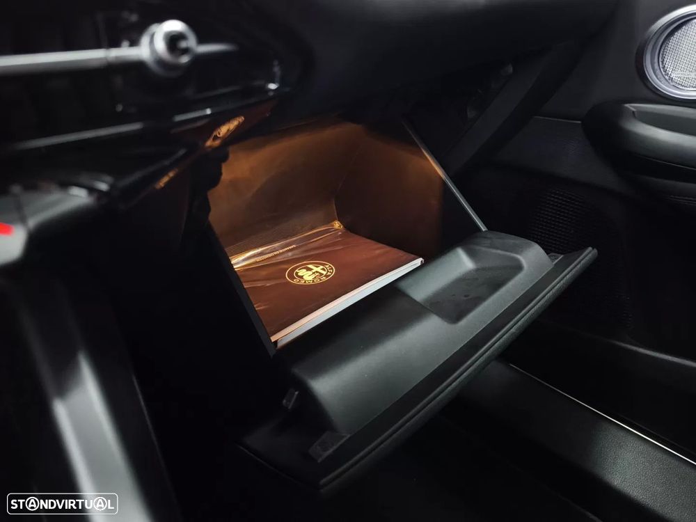 Alfa Romeo Tonale 1.5 Hybrid Veloce - 43