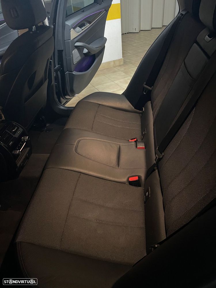 BMW 520 d Aut. Sport Line - 26
