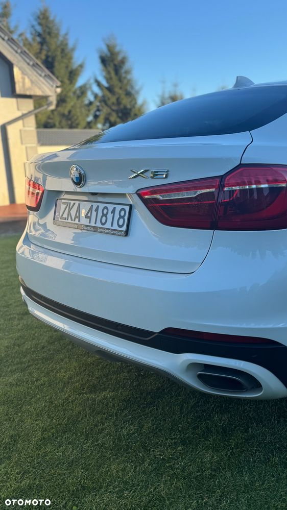 BMW X6 xDrive40d - 24