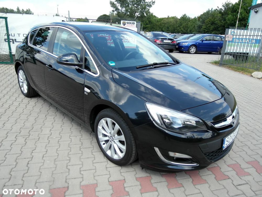 Opel Astra 1.4 Turbo 150 Jahre - 8