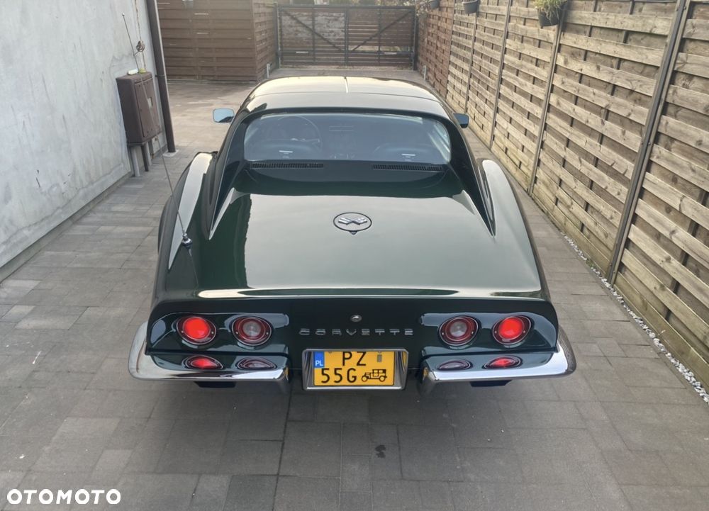 Chevrolet Corvette - 7