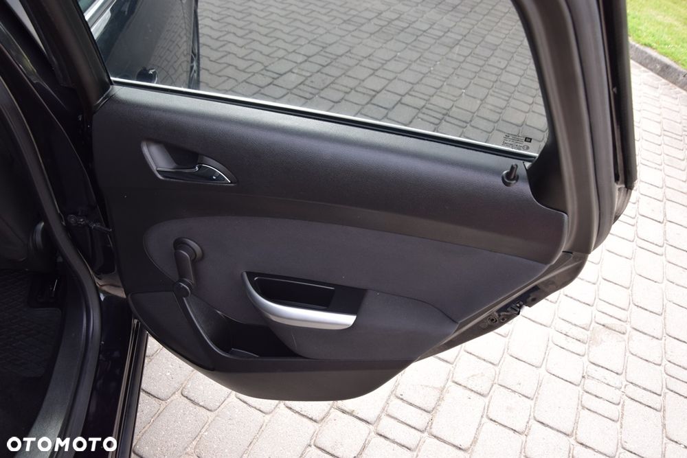 Opel Astra 1.6 Turbo Edition Sport - 22