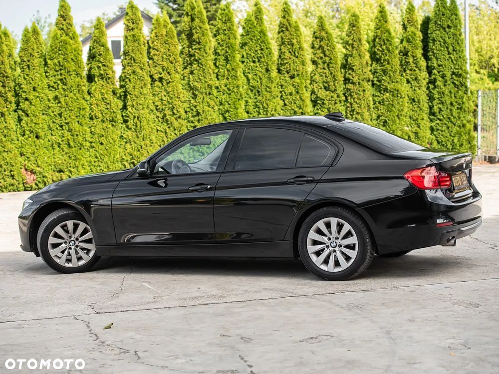 BMW Seria 3 320d Blue Performance Modern Line - 10