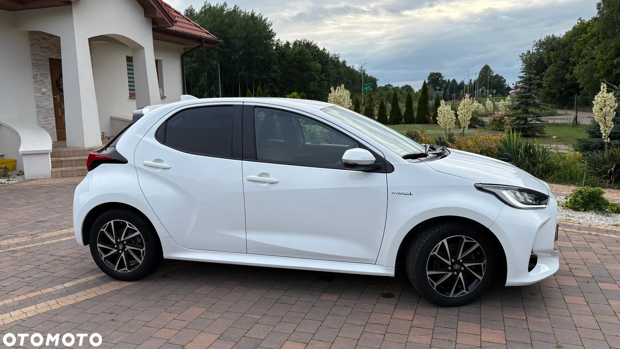Toyota Yaris Hybrid 1.5 Comfort - 12