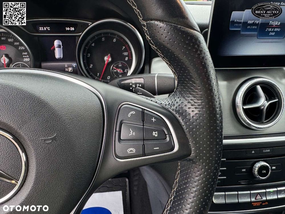 Mercedes-Benz CLA - 24