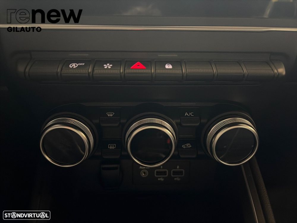 Renault Clio 1.0 TCe Evolution Bi-Fuel - 19