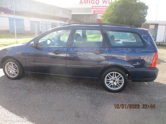 Ford Focus 1.4 Comfort - 4