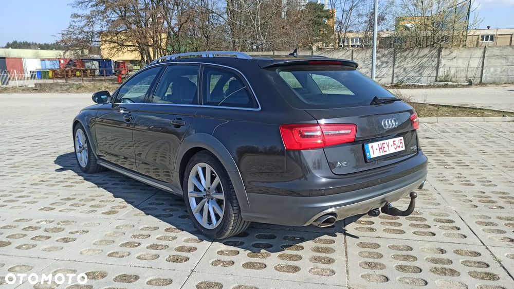 Audi A6 Allroad - 15