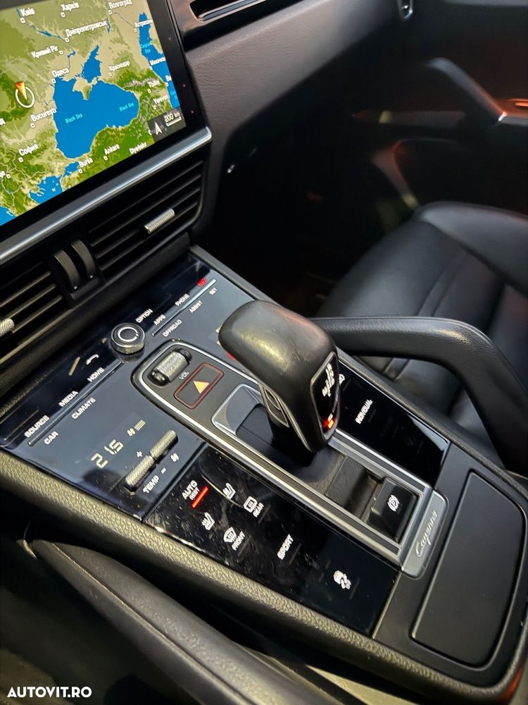 Porsche Cayenne Tiptronic S Platinum Edition - 16