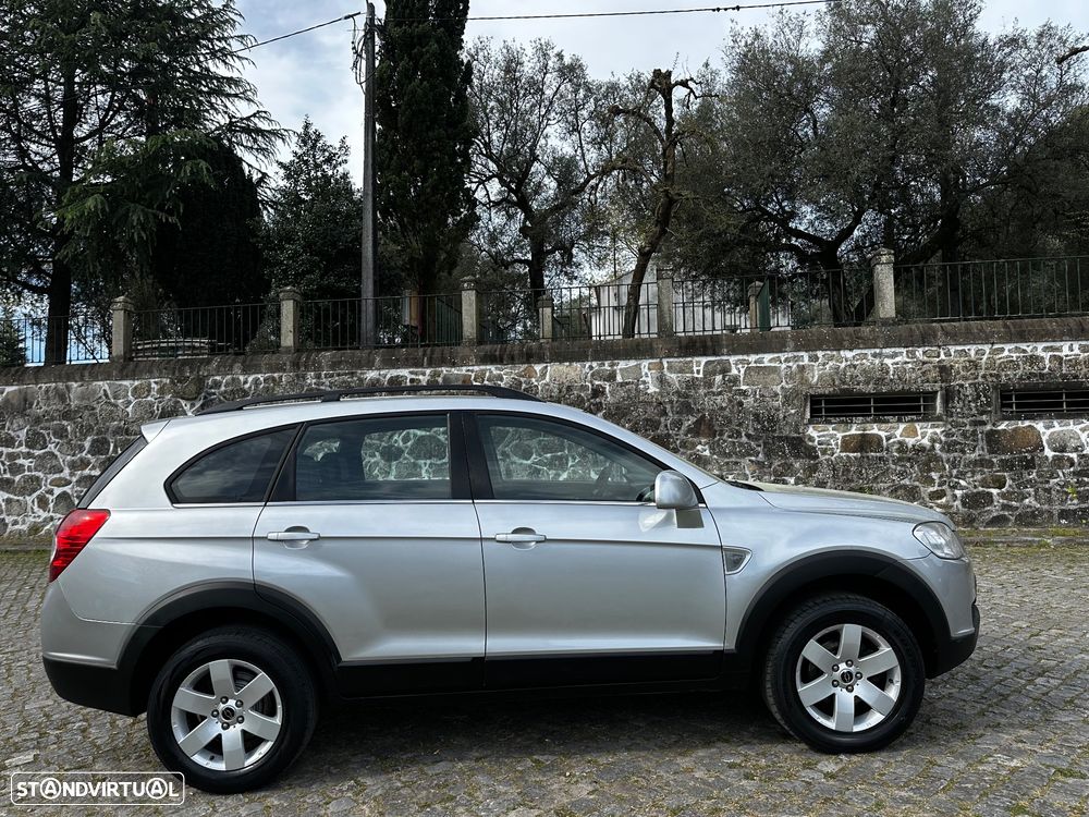Chevrolet Captiva 2.0 VCDi Seven 7L - 11