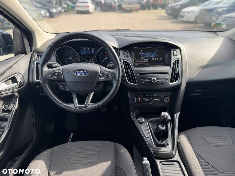 Ford Focus 1.0 EcoBoost ST-Line Black ASS - 4