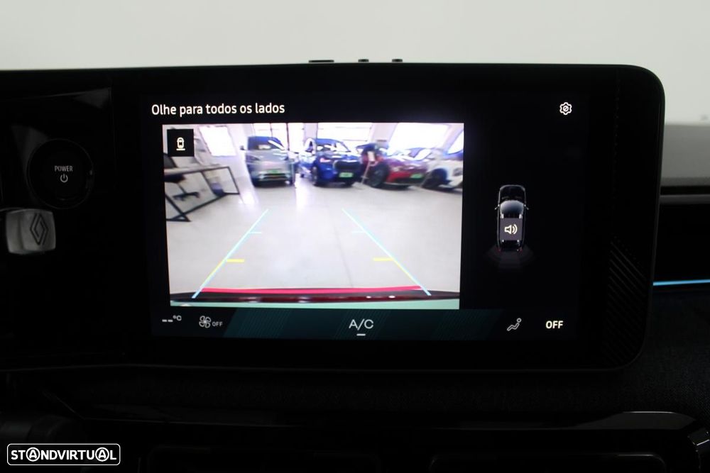 Renault 4 E-Tech 52 kWh Techno Autonomia Conforto - 28