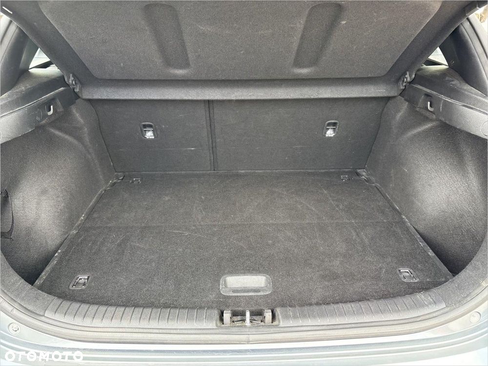 Kia Ceed 1.5 T-GDI M DCT - 16