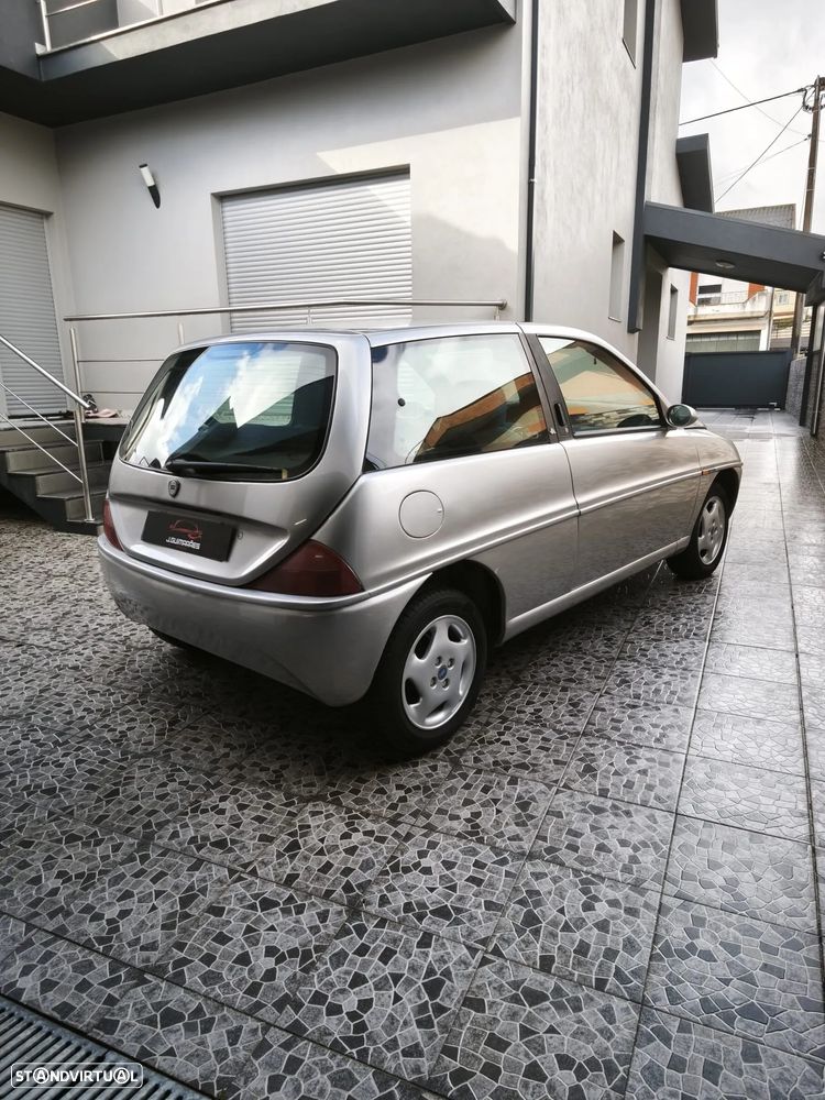Lancia Y 1.2 Elefantino Blu - 8
