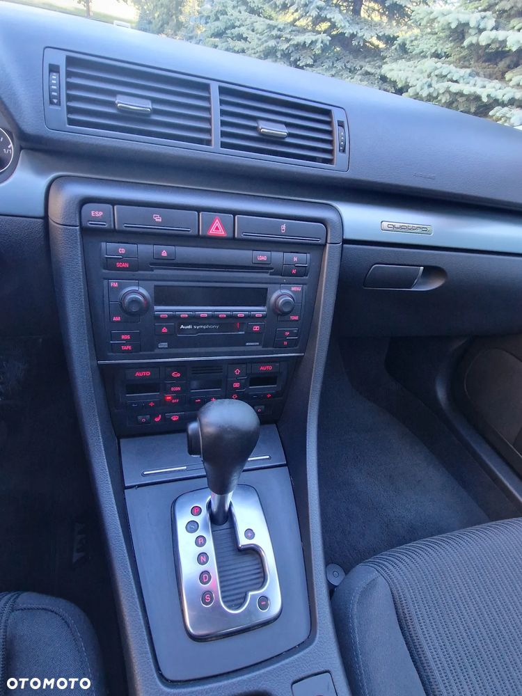 Audi A4 Avant 3.2 FSI quattro tiptronic - 26