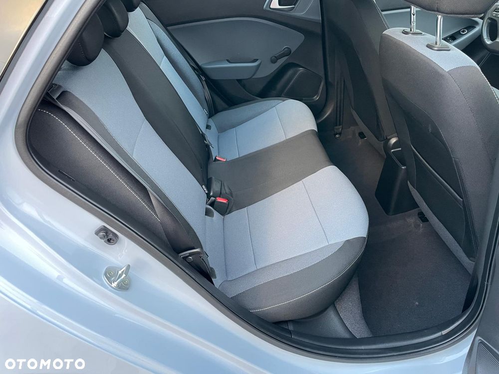 Hyundai i20 blue 1.4 Active Select - 18