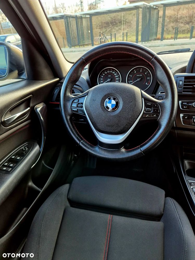 BMW Seria 1 118d Sport Line - 24