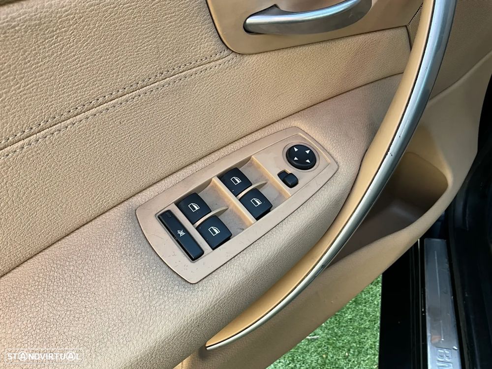 BMW X3 2.0d - 16