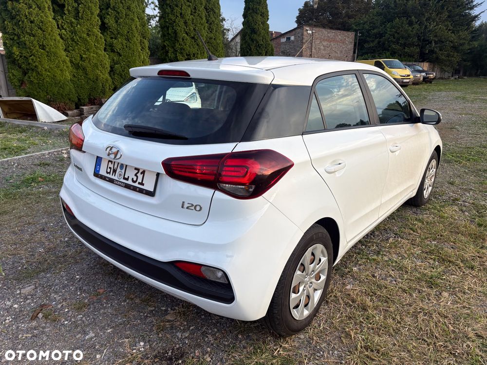 Hyundai i20 1.2 BlueDrive Classic + - 4