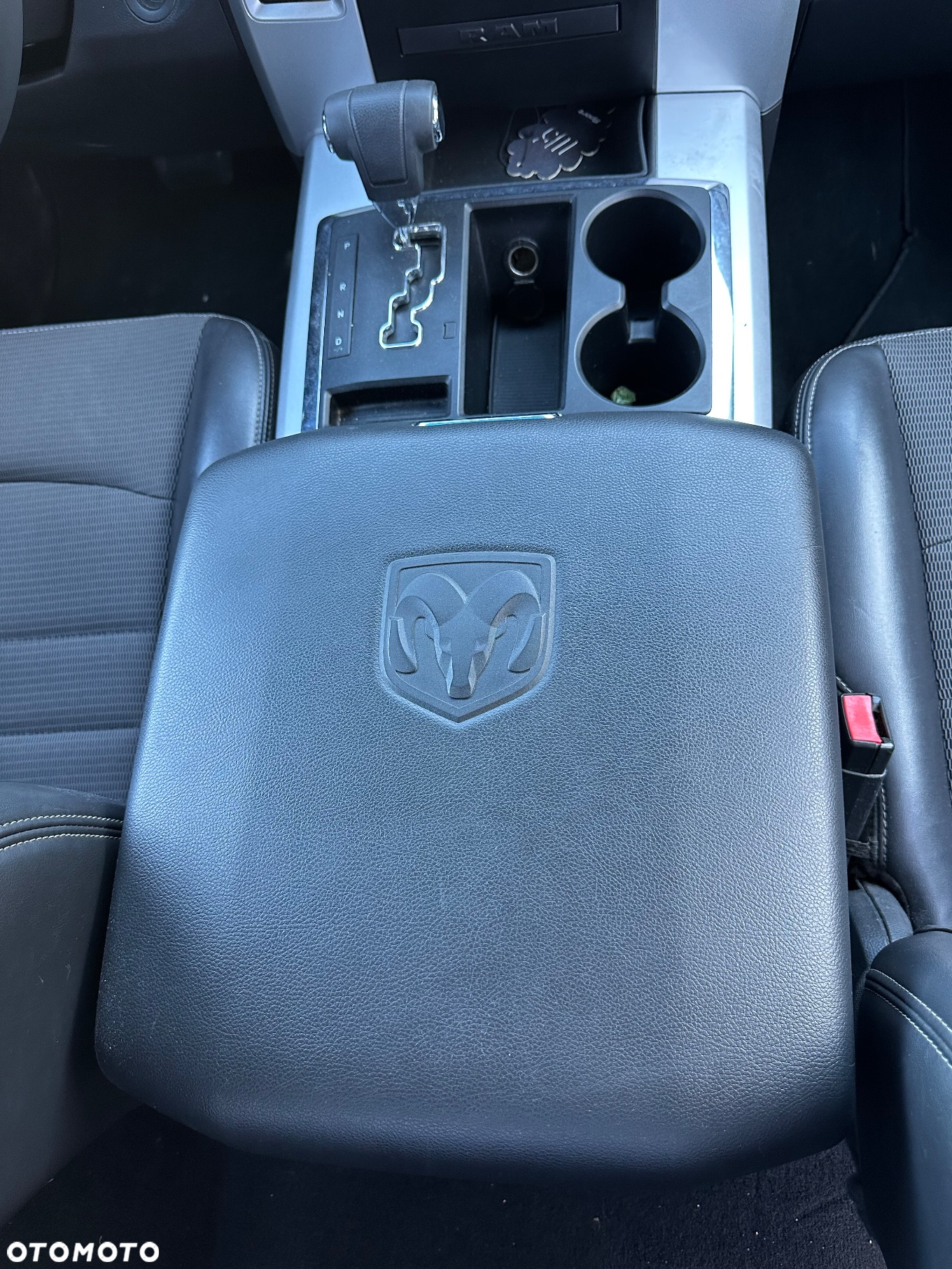 Dodge RAM - 18
