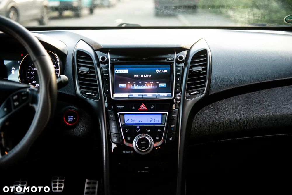 Hyundai i30 1.6 T GDI Turbo - 34